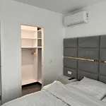 Bl Newly Built 30m From Apartman *