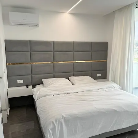 Bl Newly Built 30m From * Sarande