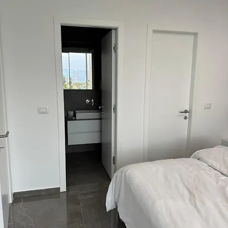 Bl Newly Built 30m From Apartment Sarande