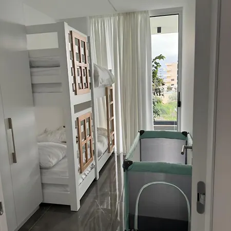 Bl Newly Built 30m From Sarandë