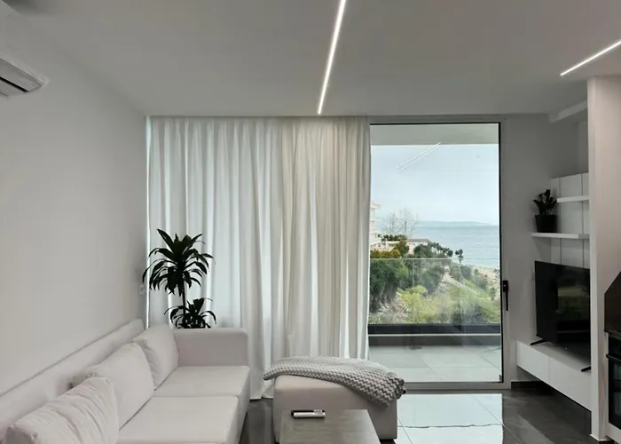 Bl Newly Built 30m From